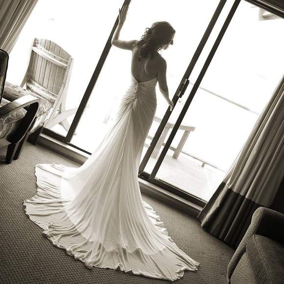 Maggie Sottero Reese wedding dress - Picture 3 of 16